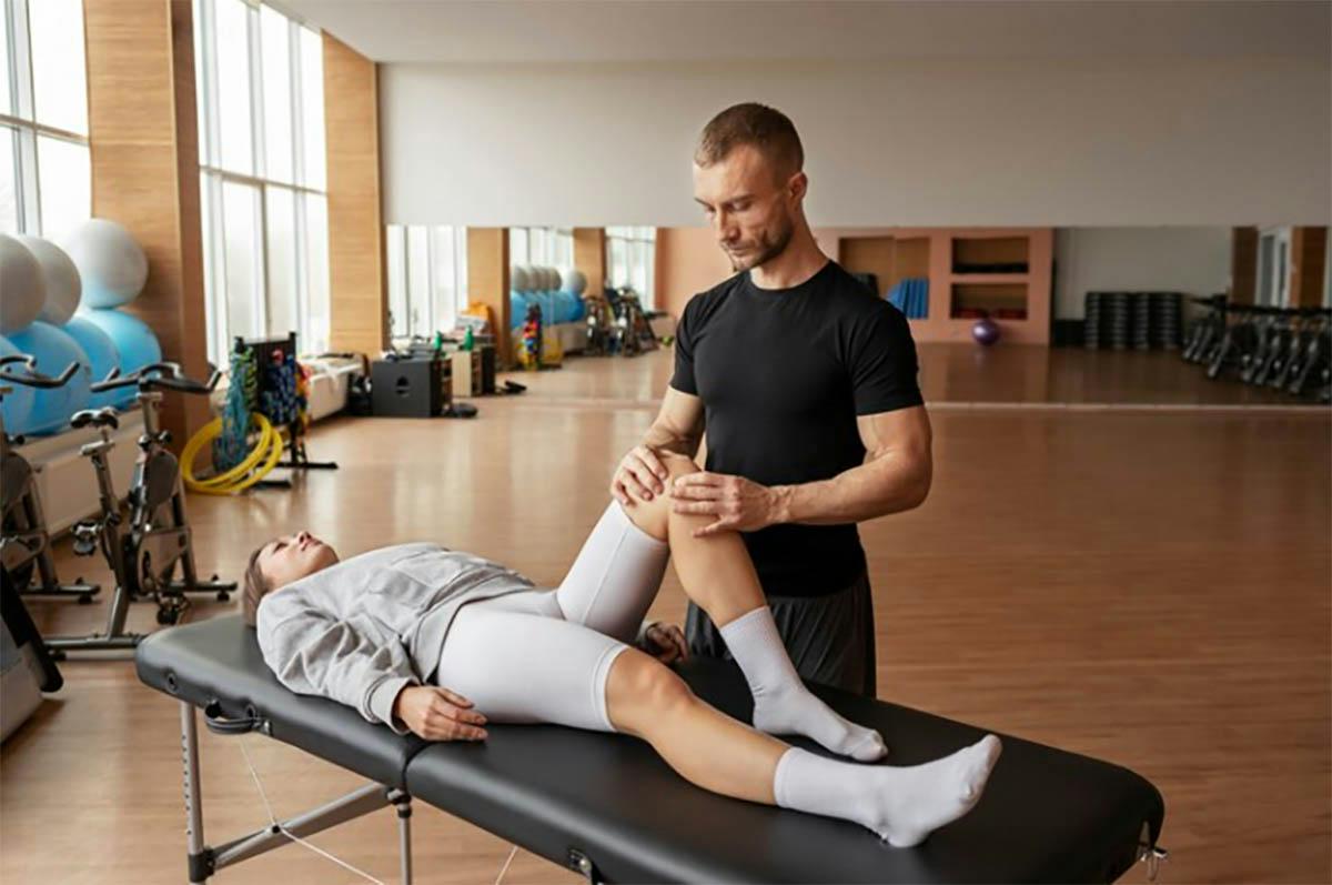 When to See a Sports Therapist? - Flexcare Injury Clinic